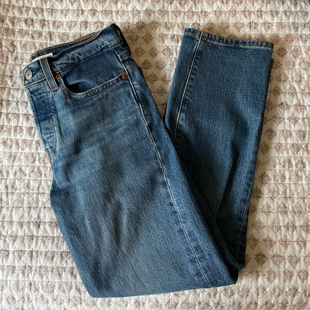 Levi’s Wedgie Straight Jeans